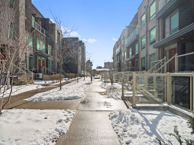 217 - 7 Applewood Lane