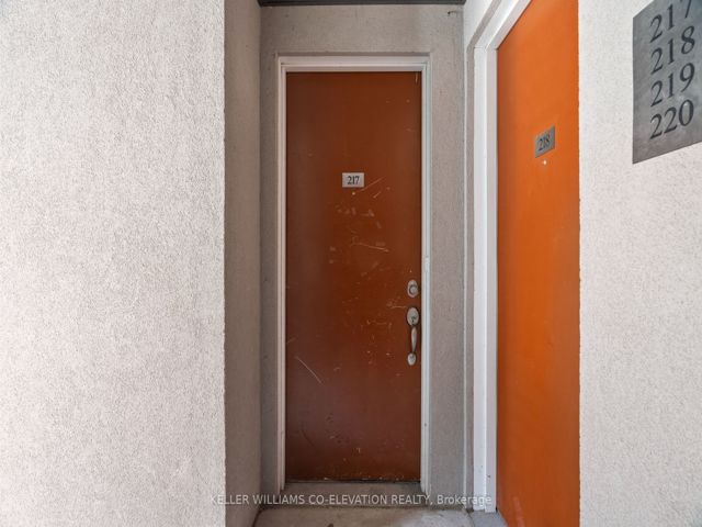 217 - 7 Applewood Lane