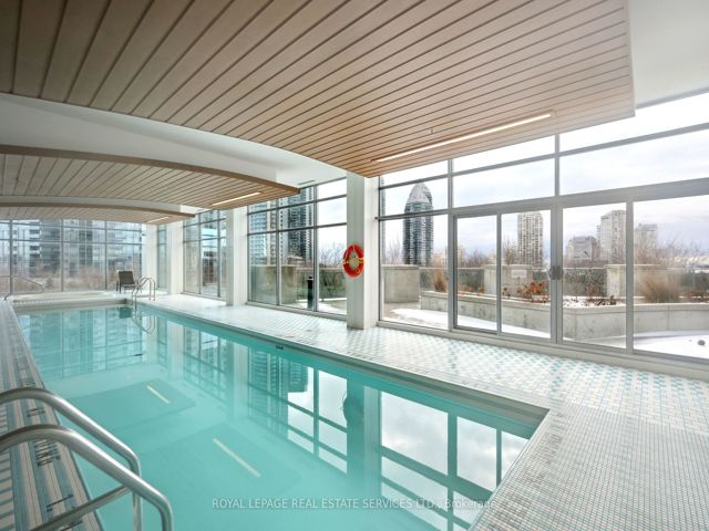 923 - 165 Legion Rd N