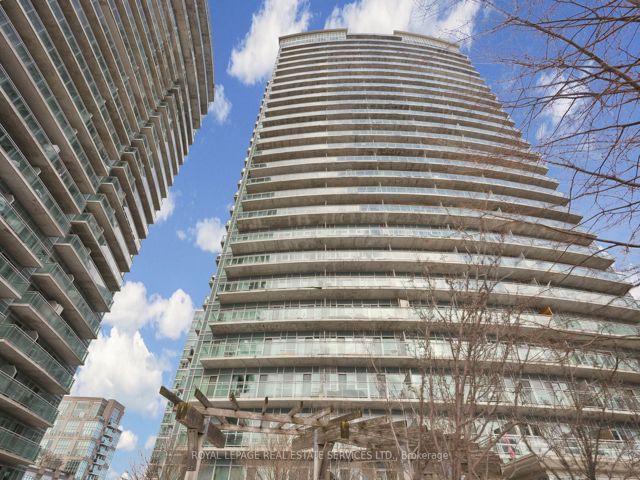 923 - 165 Legion Rd N