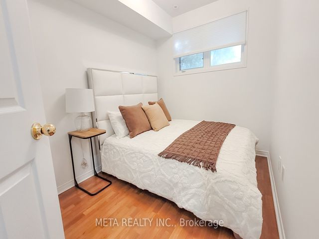 14 - 25 Foundry Ave