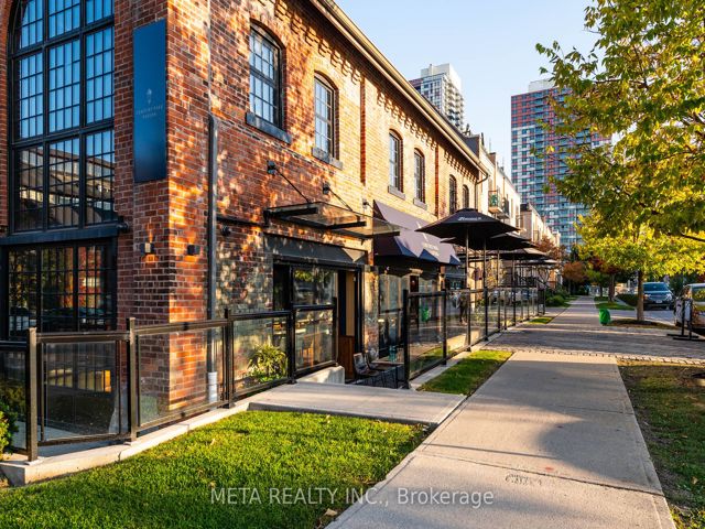 14 - 25 Foundry Ave