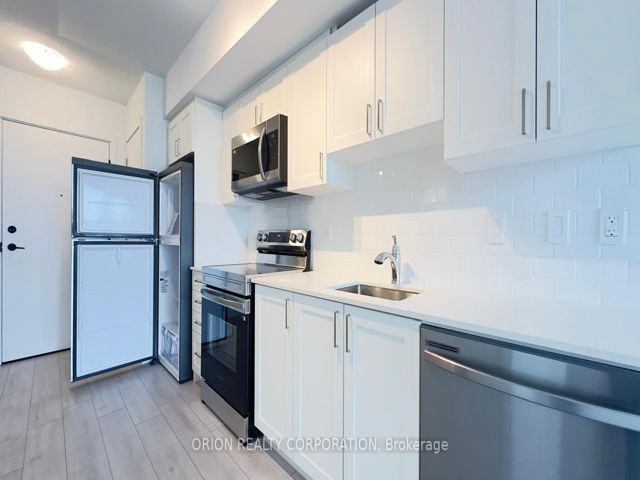 615 - 556 Marlee Ave
