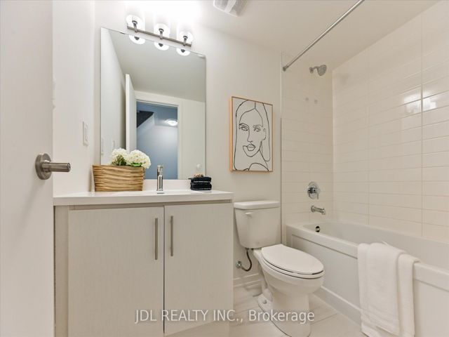 12 - 260 Twelfth St