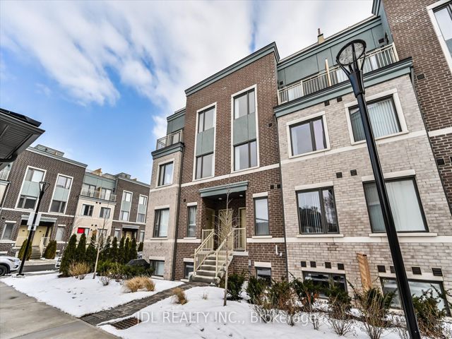12 - 260 Twelfth St