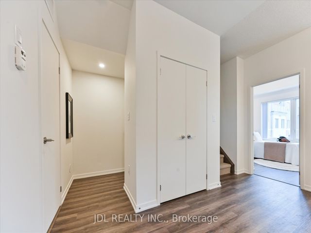 12 - 260 Twelfth St