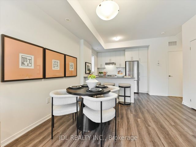 12 - 260 Twelfth St