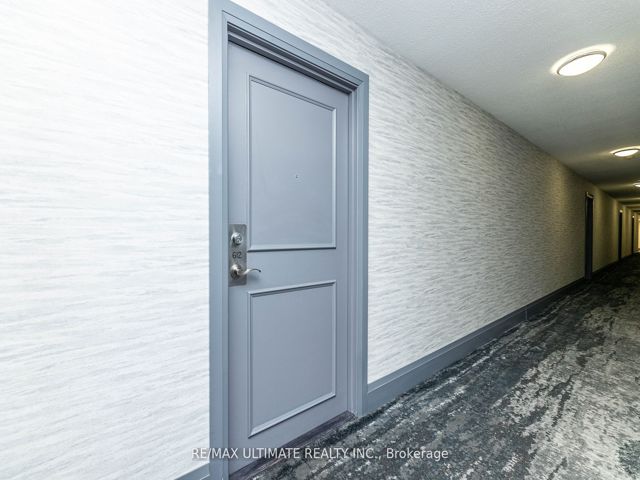 612 - 2088 Lawrence Ave W