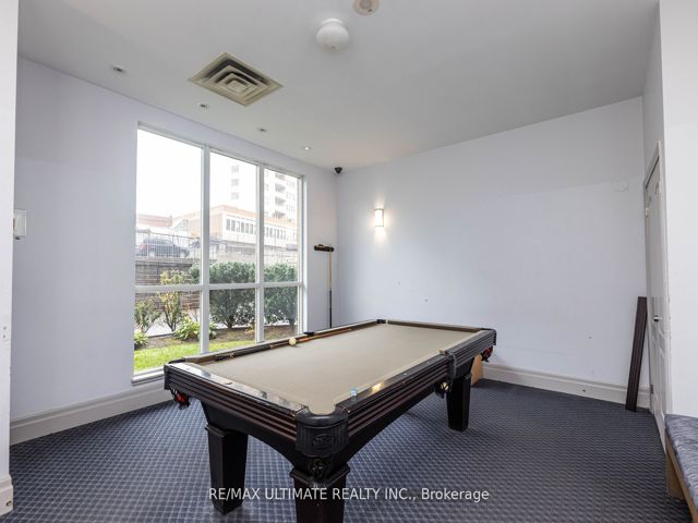 612 - 2088 Lawrence Ave W