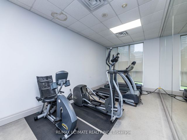 612 - 2088 Lawrence Ave W