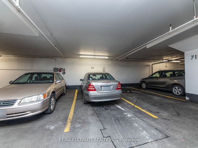 612 - 2088 Lawrence Ave W