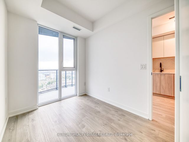3201 - 36 Zorra St