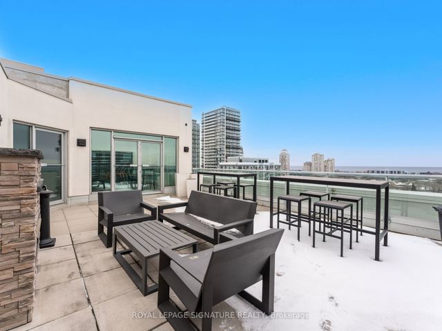 620 - 200 Manitoba St