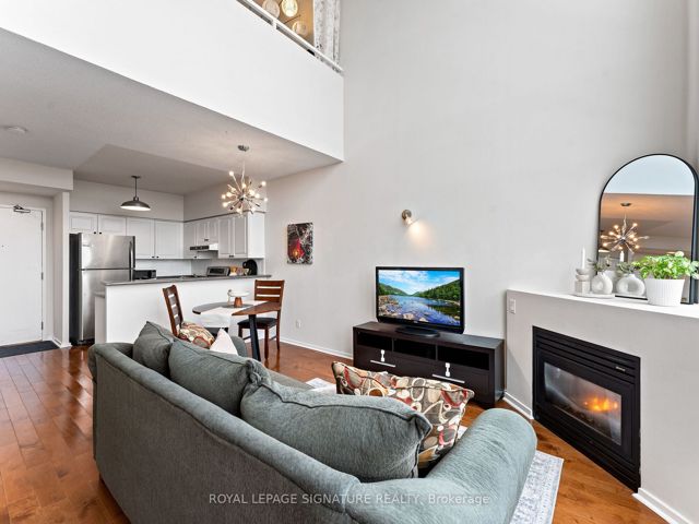 620 - 200 Manitoba St