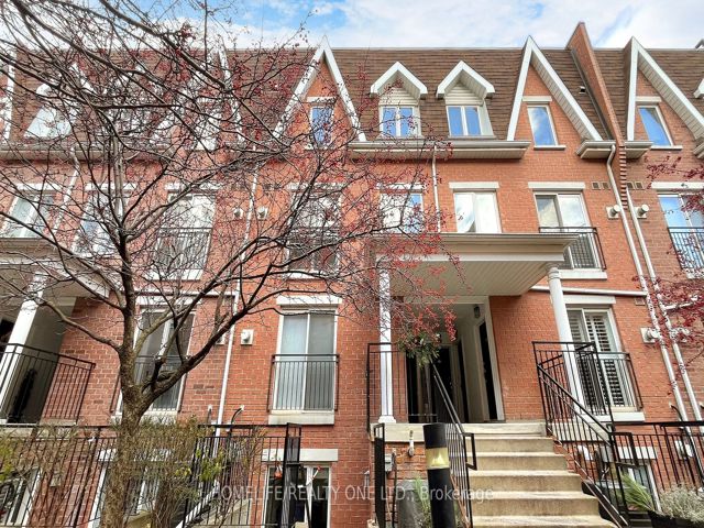 1019 - 18 Laidlaw St