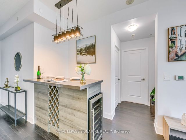 1502 - 33 Shore Breeze Dr