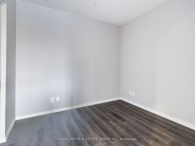 204 - 7 Smith Cres