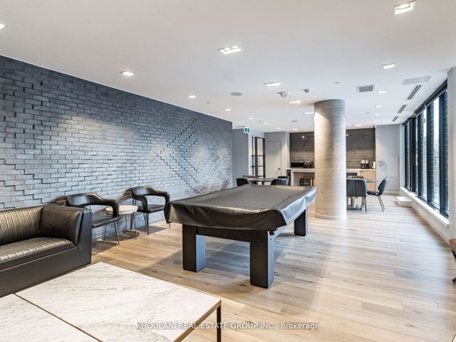 204 - 7 Smith Cres