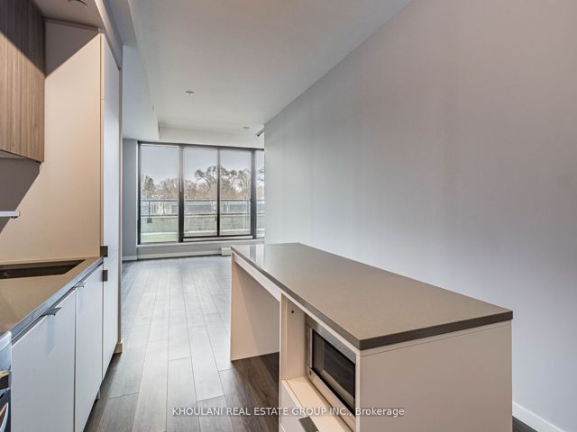 204 - 7 Smith Cres