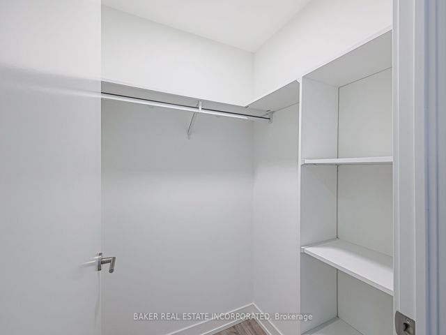 701 - 10 Wilby Cres