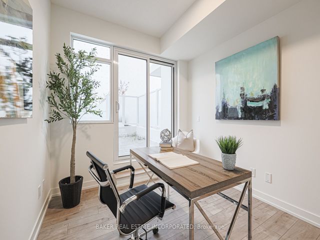 701 - 10 Wilby Cres
