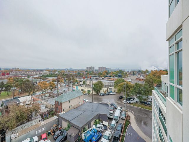 701 - 10 Wilby Cres