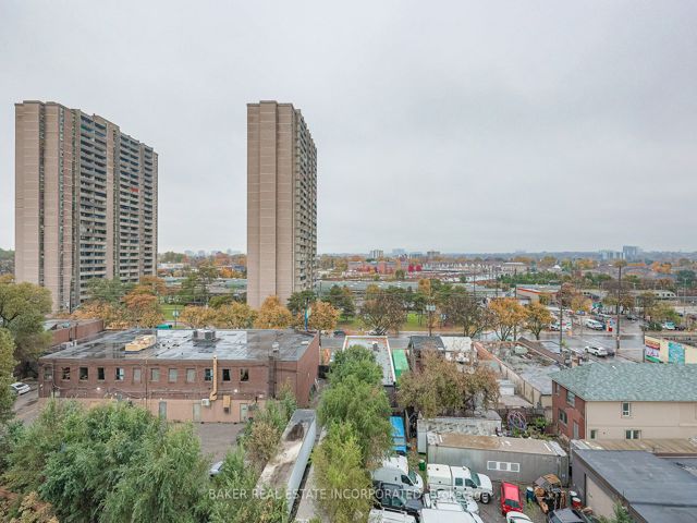 701 - 10 Wilby Cres
