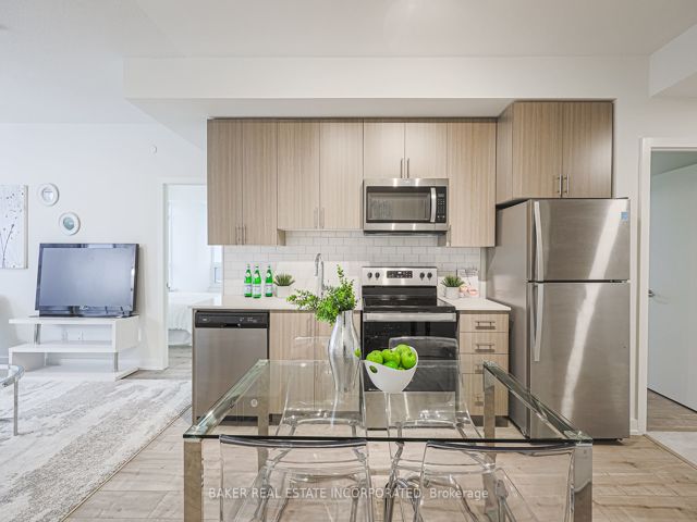 701 - 10 Wilby Cres