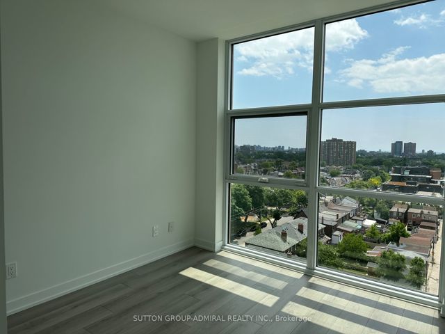 817 - 1787 St. Clair Ave W