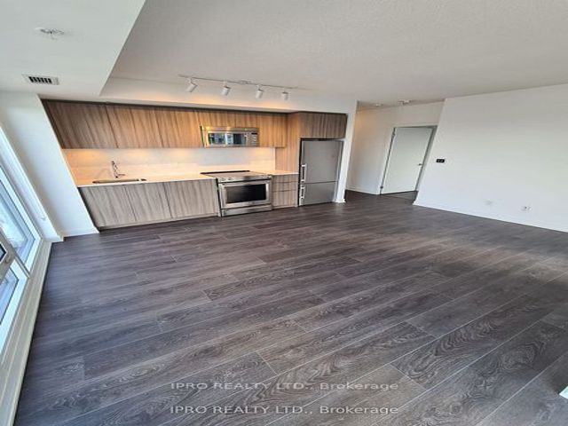 1102 - 30 Samuel Wood Way