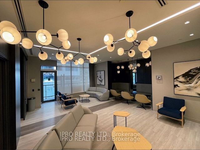 1102 - 30 Samuel Wood Way