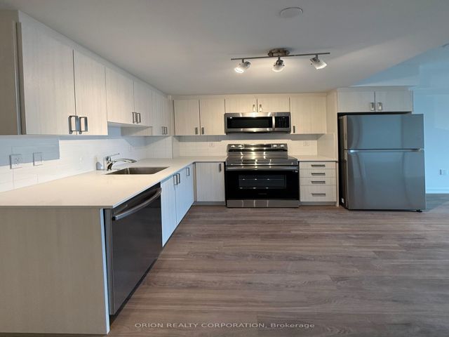 219 - 556 Marlee Ave