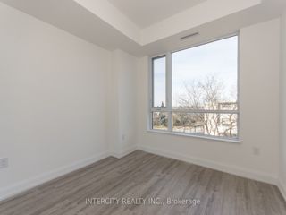 320 - 2800 Keele St