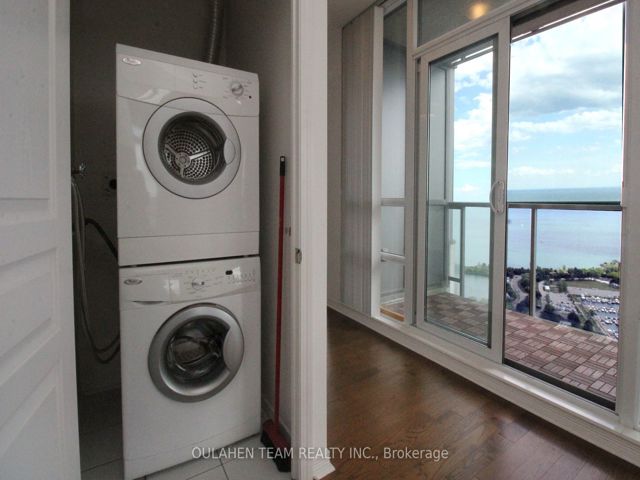 4301 - 2230 Lake Shore Blvd W