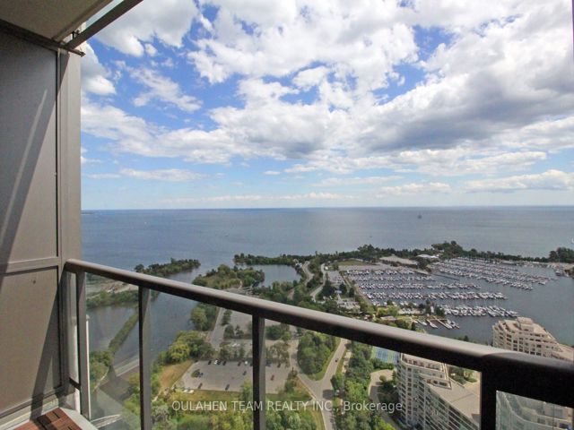 4301 - 2230 Lake Shore Blvd W