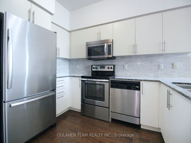 4301 - 2230 Lake Shore Blvd W