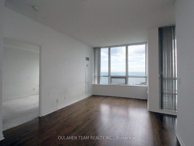 4301 - 2230 Lake Shore Blvd W