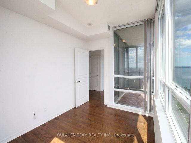 4301 - 2230 Lake Shore Blvd W