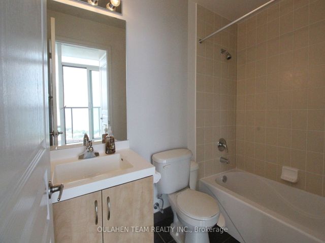 4301 - 2230 Lake Shore Blvd W