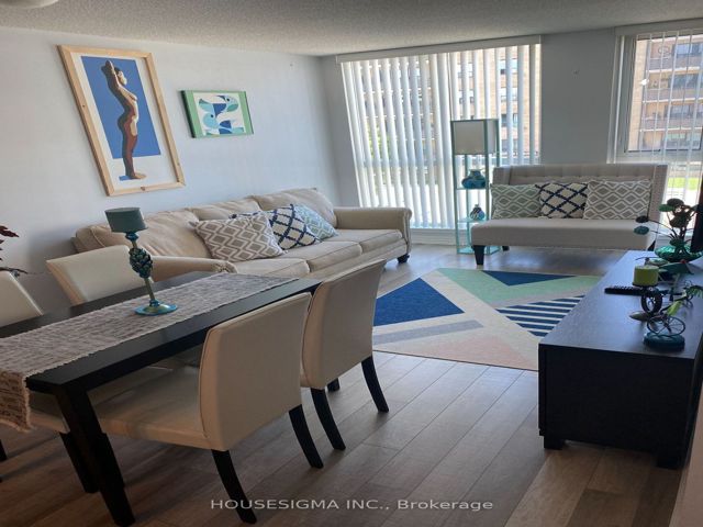 320 - 80 Esther Lorrie Dr