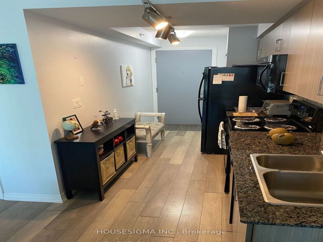 320 - 80 Esther Lorrie Dr
