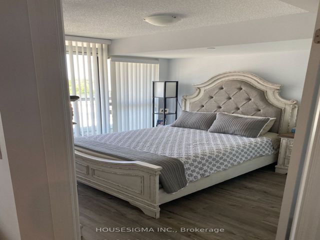 320 - 80 Esther Lorrie Dr