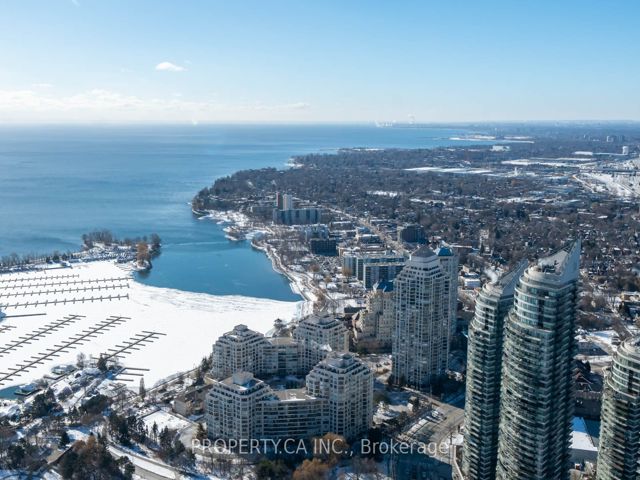 6308 - 30 Shore Breeze Dr
