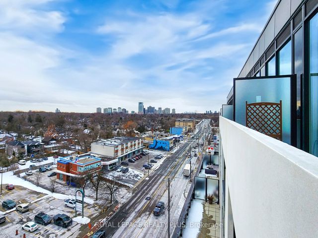 805 - 4208 Dundas St W