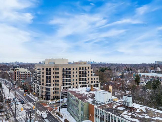 805 - 4208 Dundas St W