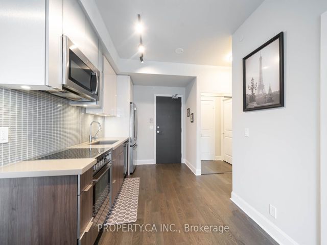1005 - 33 Shore Breeze Dr