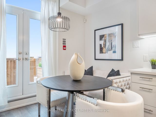102 - 1183 Dufferin St