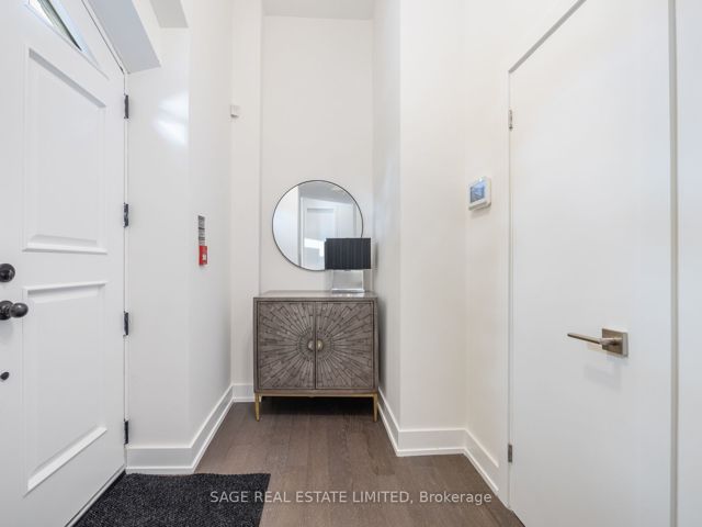 102 - 1183 Dufferin St