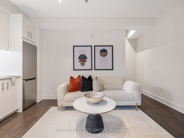 102 - 1183 Dufferin St