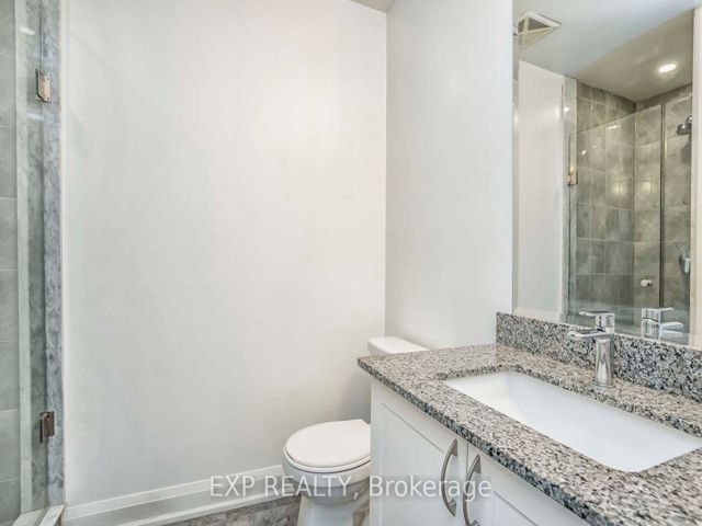 605 - 2800 Keele St